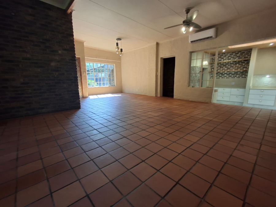 3 Bedroom Property for Sale in Ninapark Gauteng