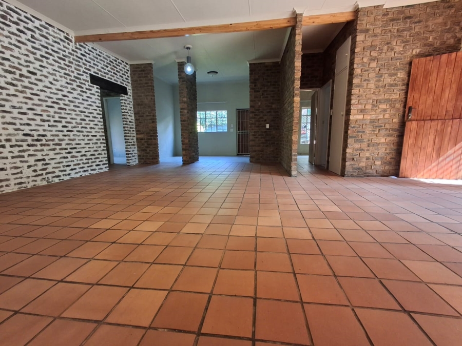 3 Bedroom Property for Sale in Ninapark Gauteng