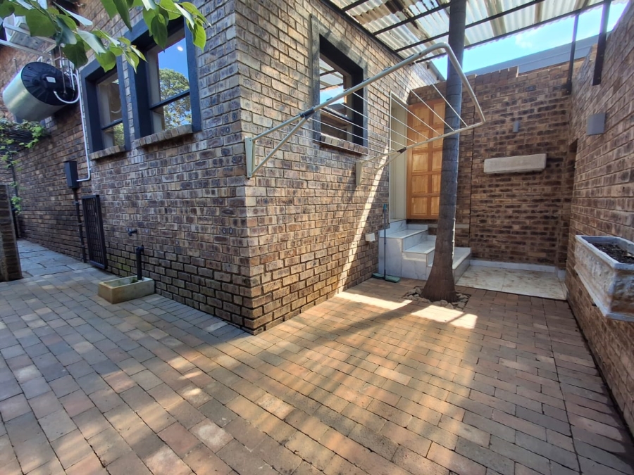 3 Bedroom Property for Sale in Ninapark Gauteng