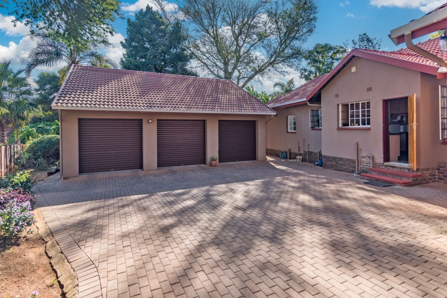 3 Bedroom Property for Sale in Allens Nek Gauteng
