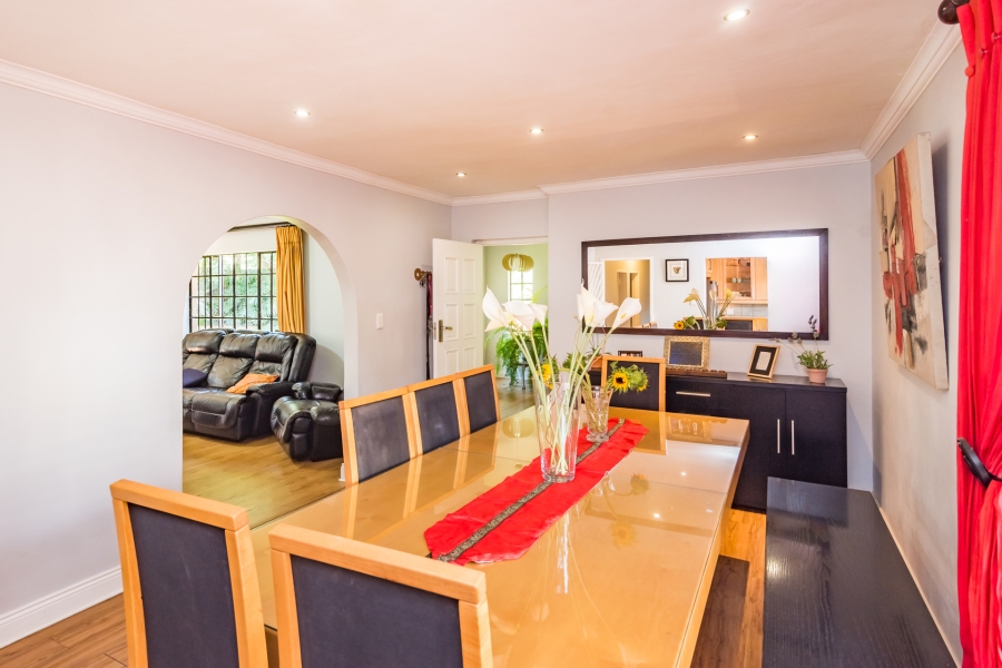 3 Bedroom Property for Sale in Allens Nek Gauteng