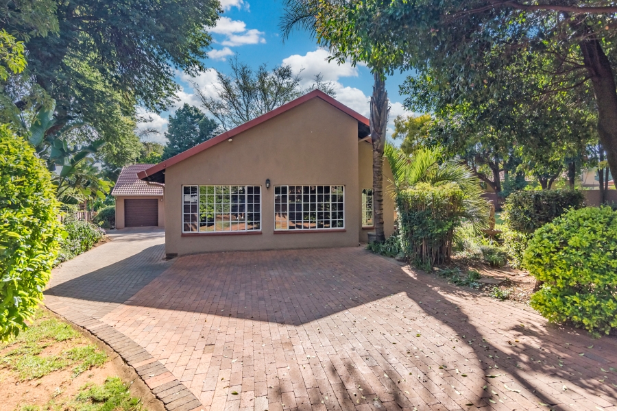 3 Bedroom Property for Sale in Allens Nek Gauteng