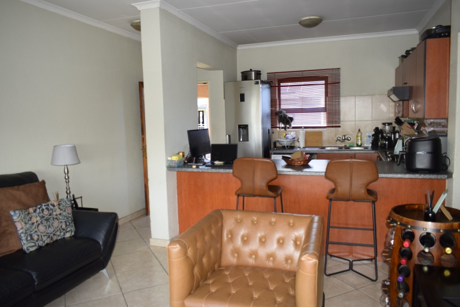 2 Bedroom Property for Sale in Jansenpark Gauteng