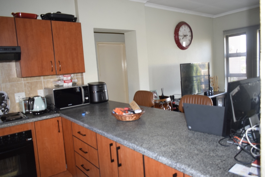 2 Bedroom Property for Sale in Jansenpark Gauteng