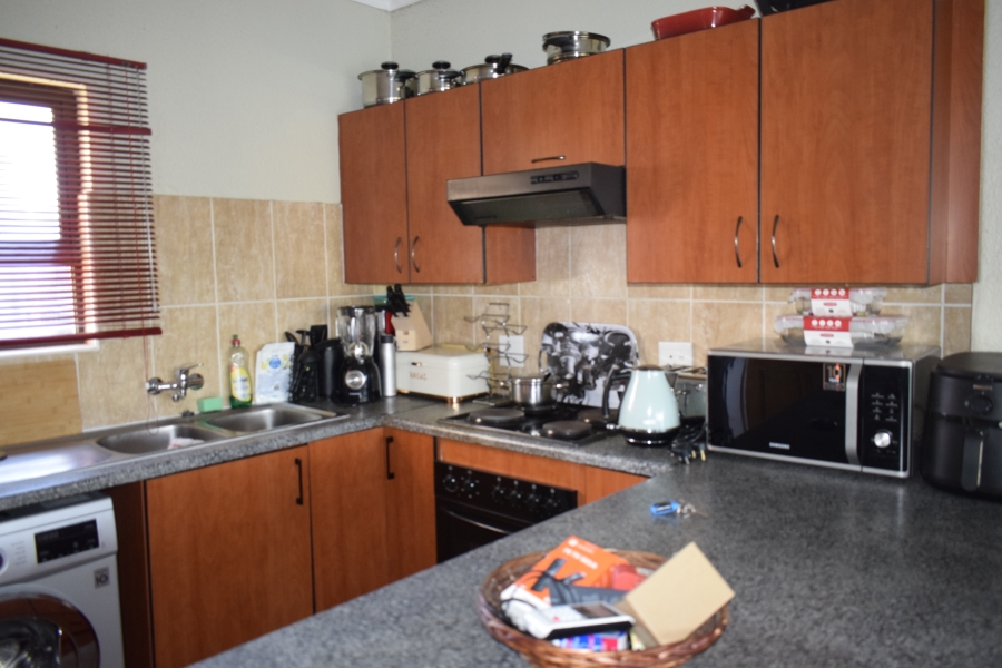 2 Bedroom Property for Sale in Jansenpark Gauteng