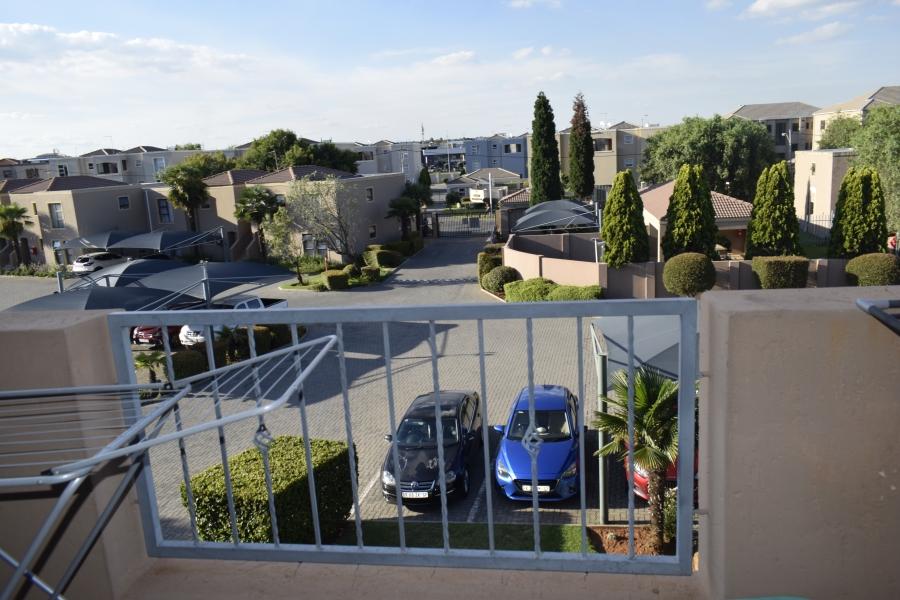 2 Bedroom Property for Sale in Jansenpark Gauteng