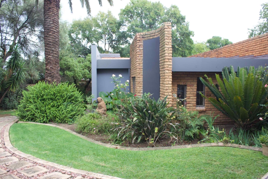 3 Bedroom Property for Sale in Glen Marais Gauteng