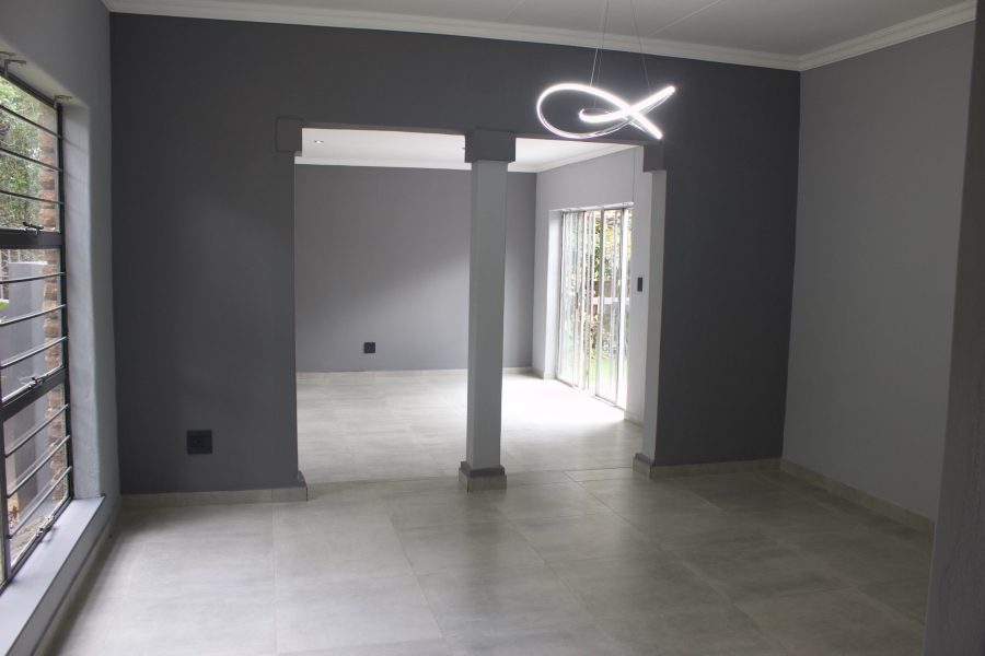 3 Bedroom Property for Sale in Glen Marais Gauteng