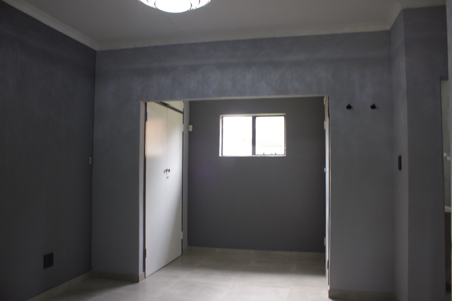 3 Bedroom Property for Sale in Glen Marais Gauteng