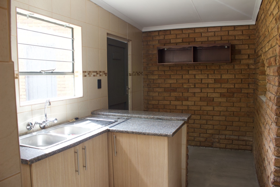 3 Bedroom Property for Sale in Glen Marais Gauteng