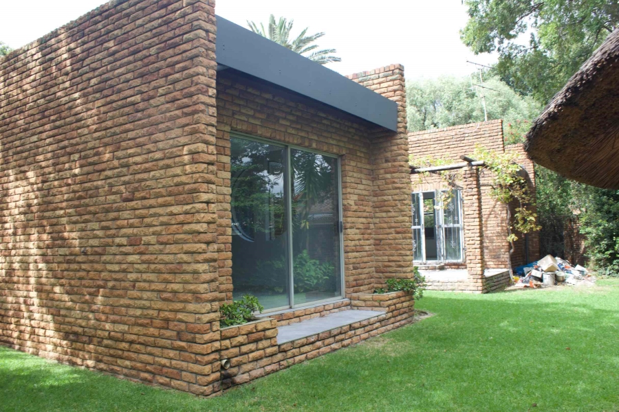 3 Bedroom Property for Sale in Glen Marais Gauteng