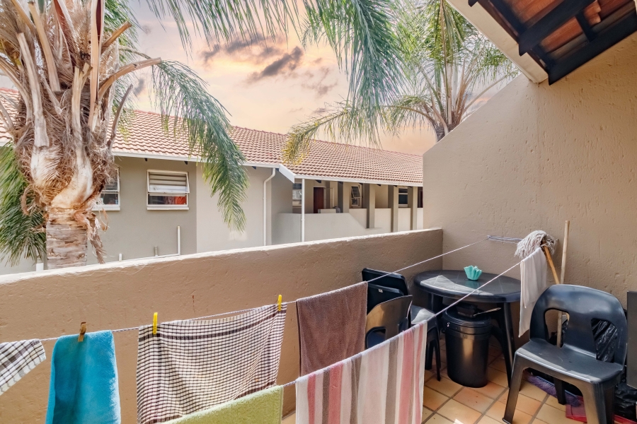 2 Bedroom Property for Sale in Vorna Valley Gauteng