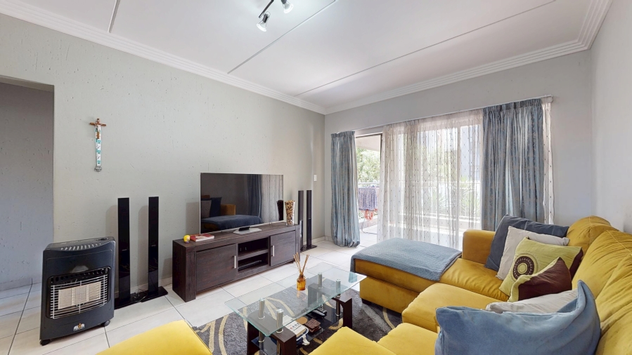 2 Bedroom Property for Sale in Jansenpark Gauteng