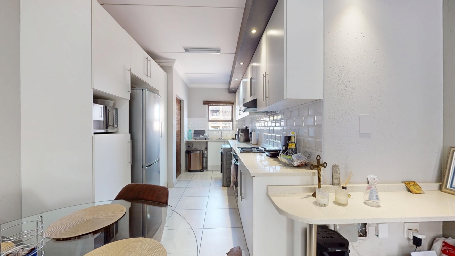 2 Bedroom Property for Sale in Jansenpark Gauteng