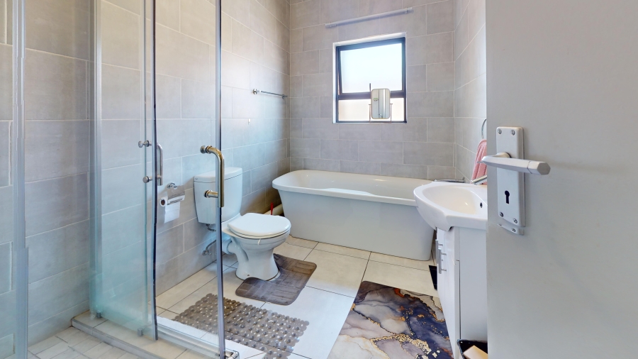 2 Bedroom Property for Sale in Jansenpark Gauteng