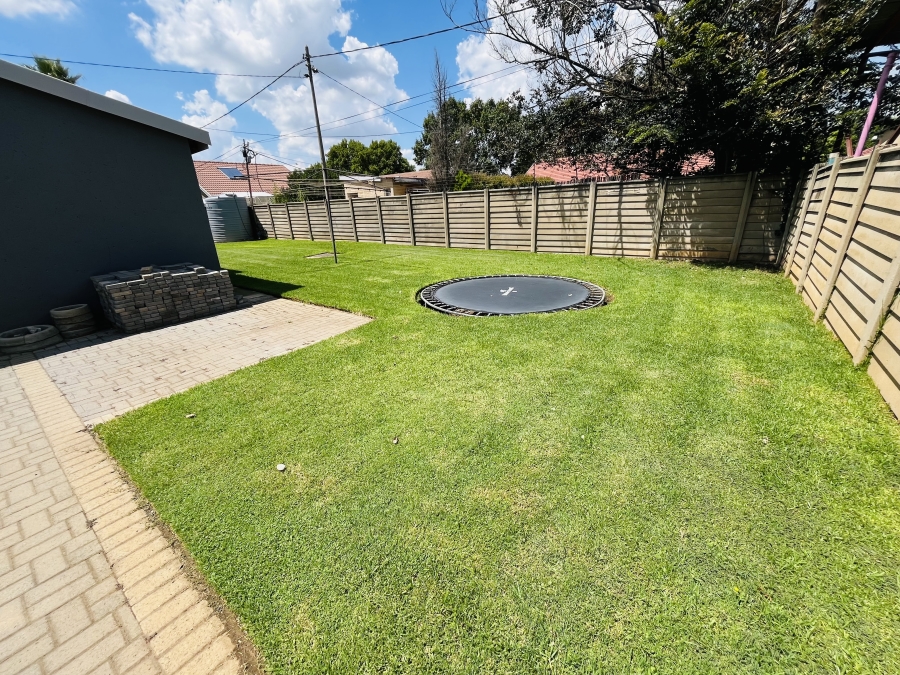 3 Bedroom Property for Sale in Three Rivers Gauteng