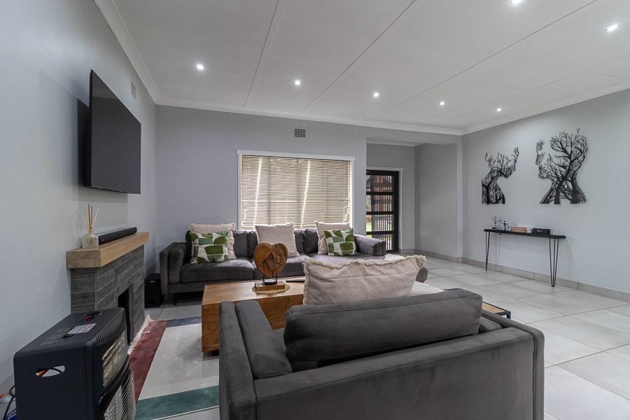 3 Bedroom Property for Sale in Three Rivers Gauteng