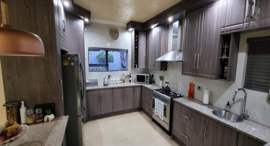 3 Bedroom Property for Sale in Rynfield Gauteng