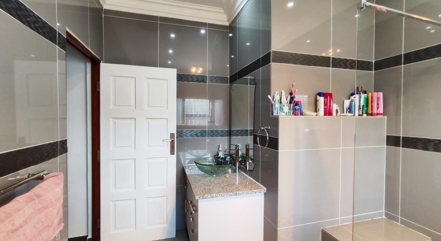 3 Bedroom Property for Sale in Rynfield Gauteng