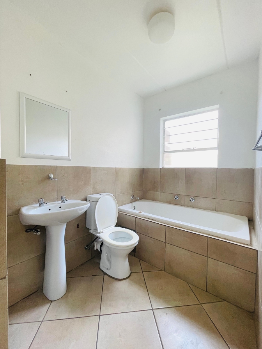 To Let 2 Bedroom Property for Rent in Albertsdal Gauteng