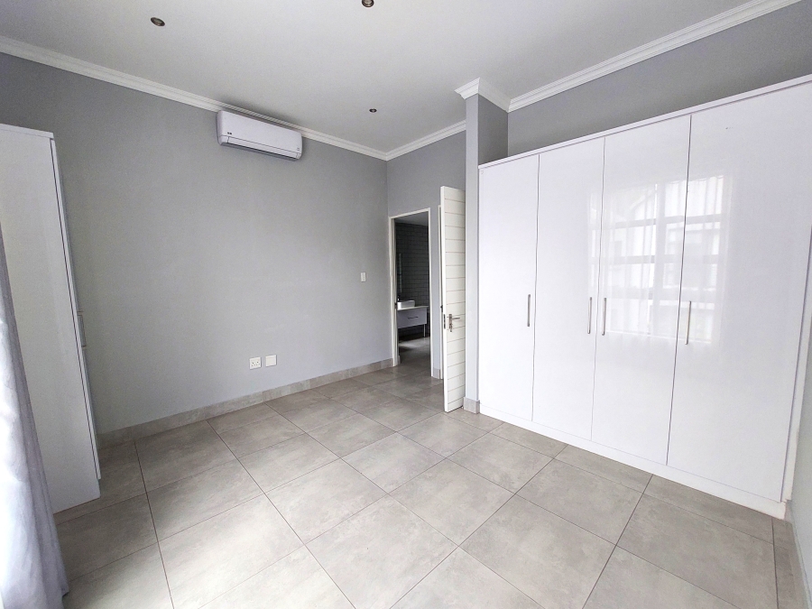 2 Bedroom Property for Sale in Brooklyn Gauteng