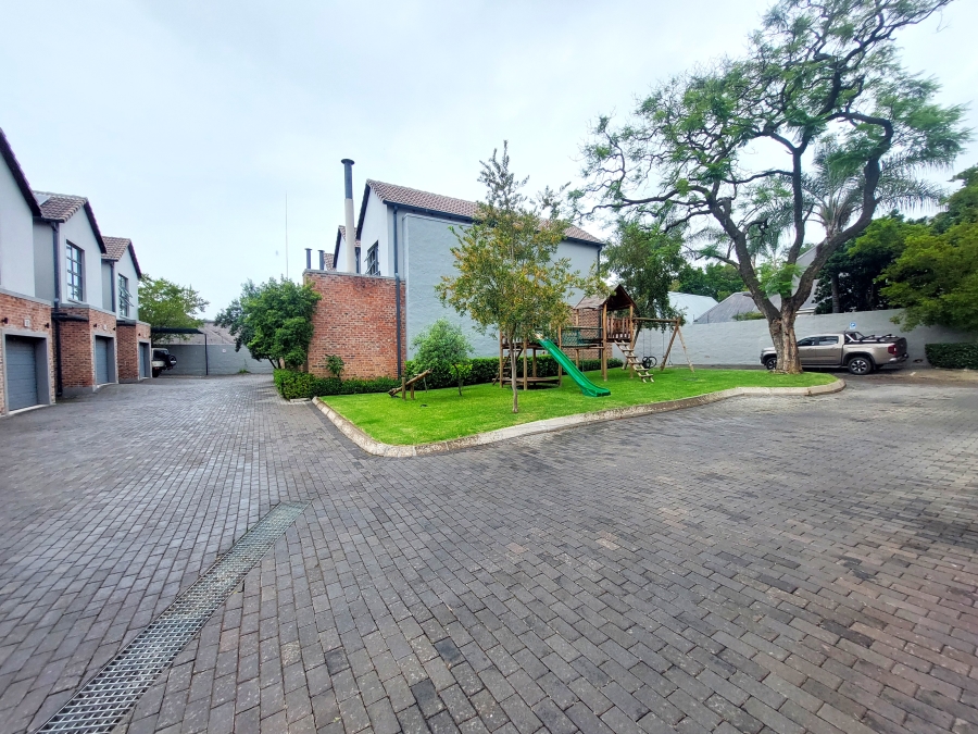 2 Bedroom Property for Sale in Brooklyn Gauteng