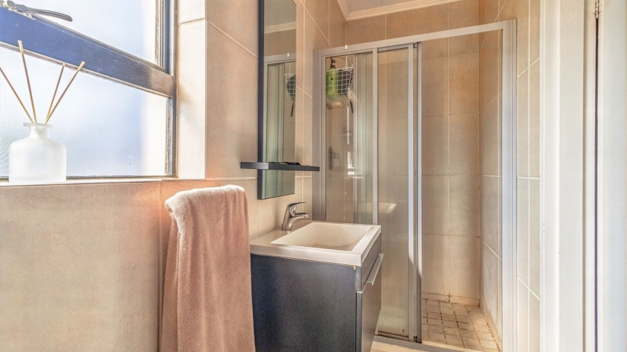 2 Bedroom Property for Sale in Greenstone Hill Gauteng