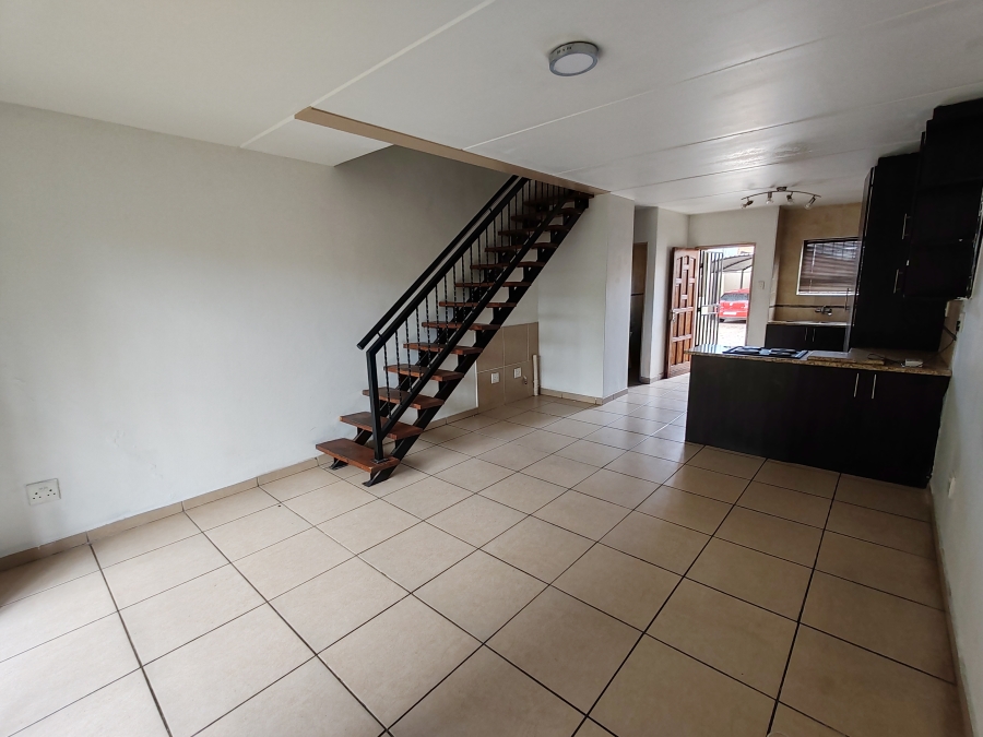 2 Bedroom Property for Sale in Gezina Gauteng
