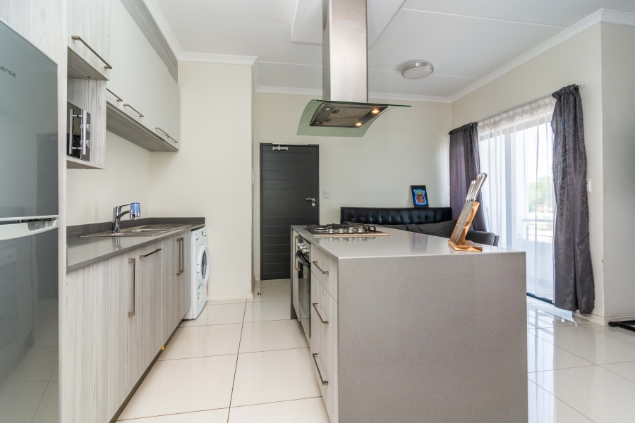 To Let 1 Bedroom Property for Rent in Erand Gardens Gauteng