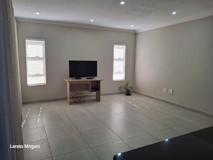 4 Bedroom Property for Sale in Roodeplaat Gauteng