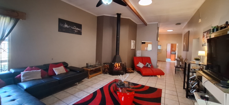 4 Bedroom Property for Sale in Vanderbijlpark Sw 2 Gauteng