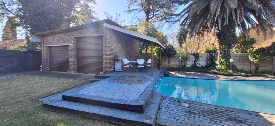 4 Bedroom Property for Sale in Vanderbijlpark Sw 2 Gauteng