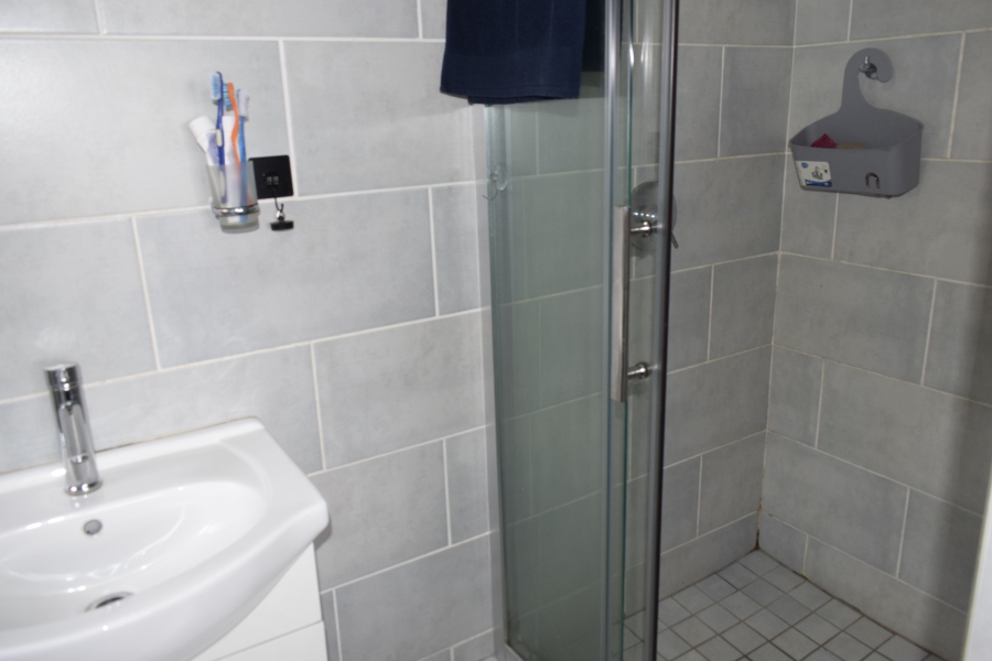 2 Bedroom Property for Sale in Jansenpark Gauteng