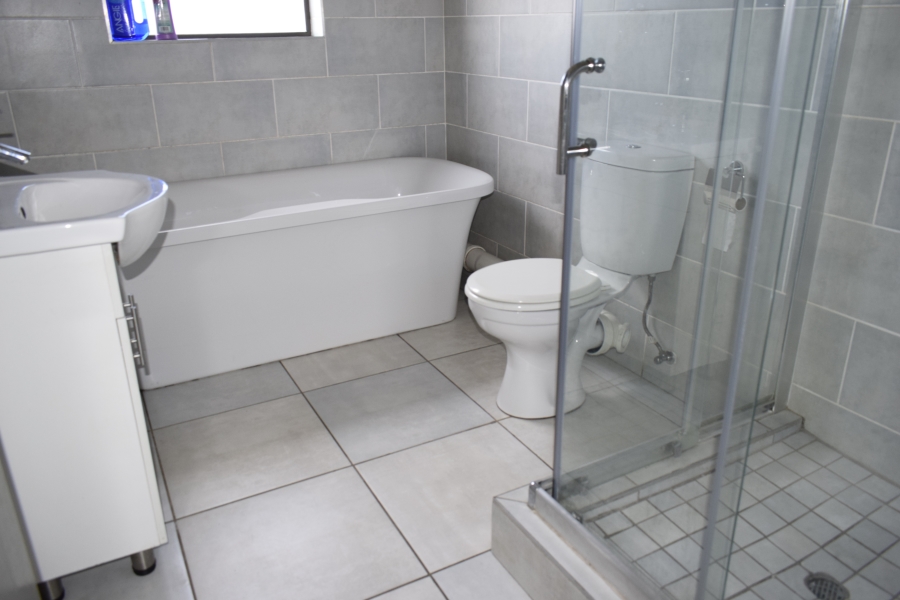 2 Bedroom Property for Sale in Jansenpark Gauteng