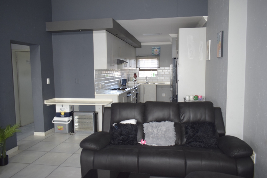2 Bedroom Property for Sale in Jansenpark Gauteng
