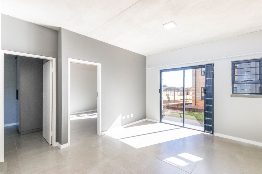 2 Bedroom Property for Sale in Lotus Gardens Gauteng