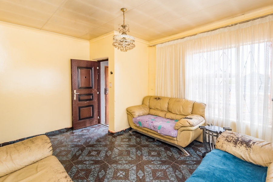 3 Bedroom Property for Sale in Protea North Gauteng