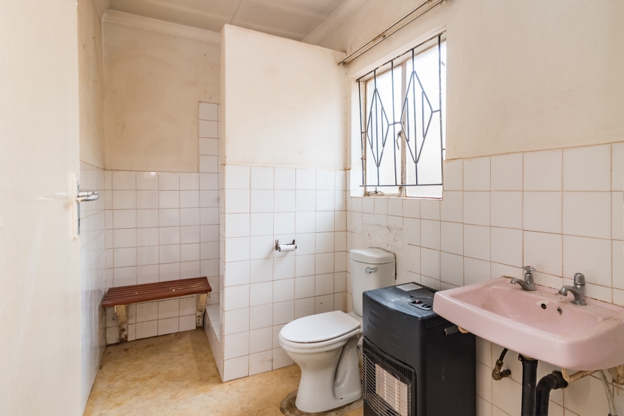 3 Bedroom Property for Sale in Protea North Gauteng