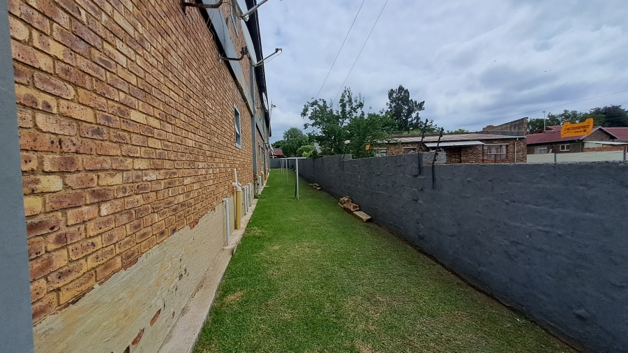 2 Bedroom Property for Sale in Bergsig Gauteng