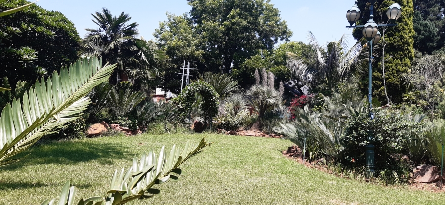 4 Bedroom Property for Sale in Groenkloof Gauteng