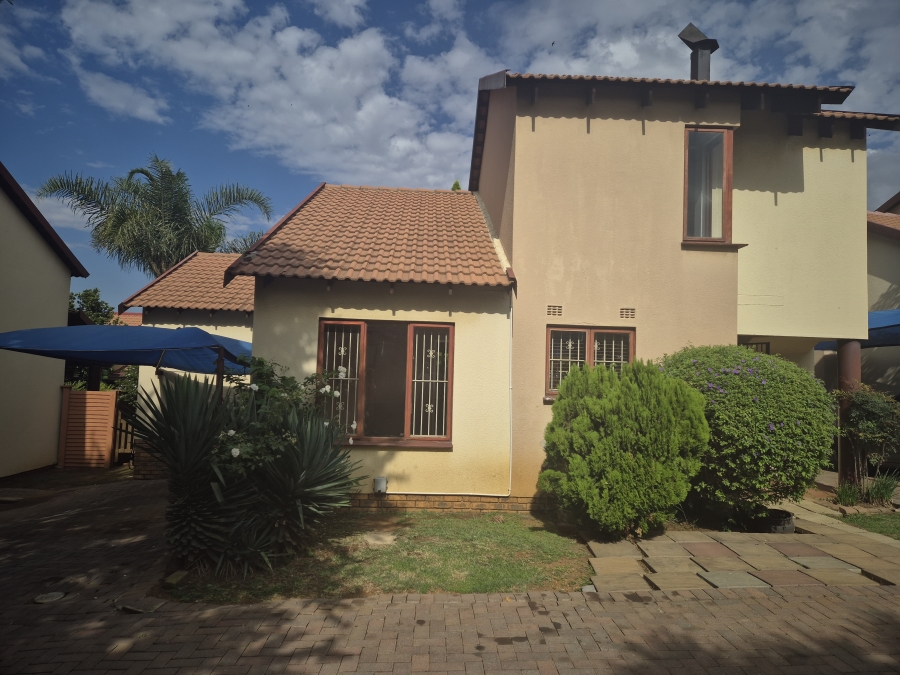 3 Bedroom Property for Sale in Liefde en Vrede Gauteng
