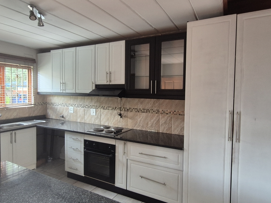 3 Bedroom Property for Sale in Liefde en Vrede Gauteng