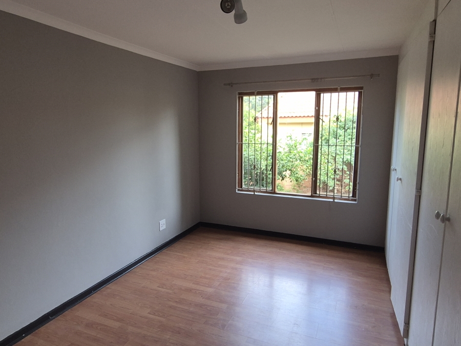 3 Bedroom Property for Sale in Liefde en Vrede Gauteng
