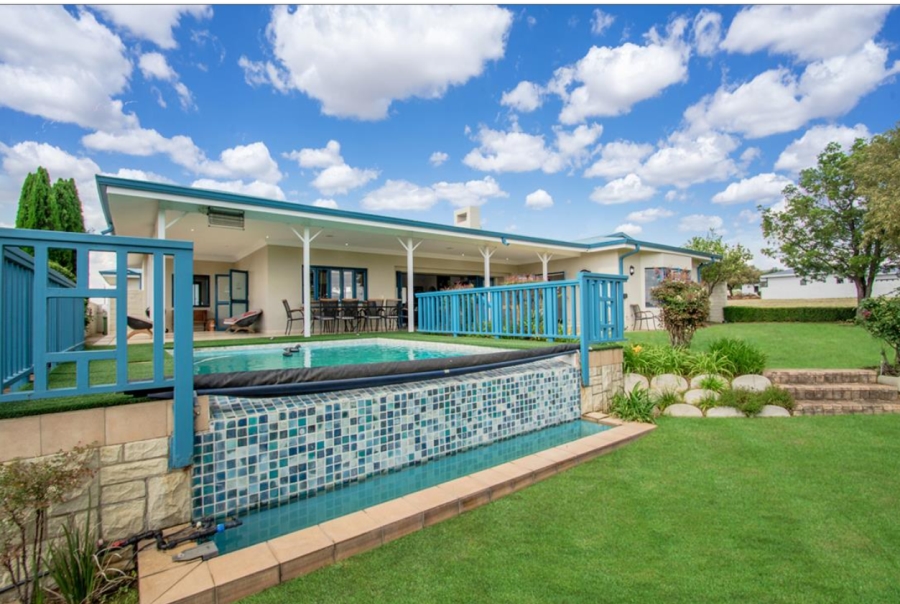 4 Bedroom Property for Sale in Vaal Marina Gauteng