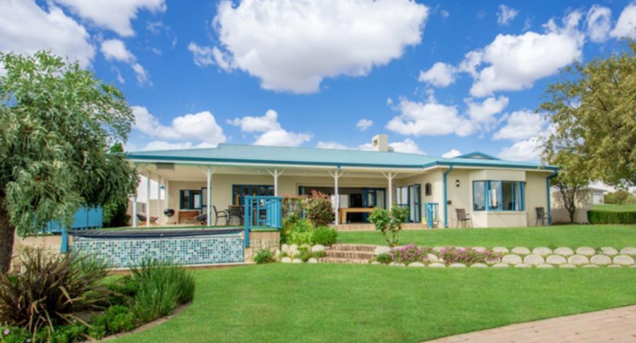 4 Bedroom Property for Sale in Vaal Marina Gauteng