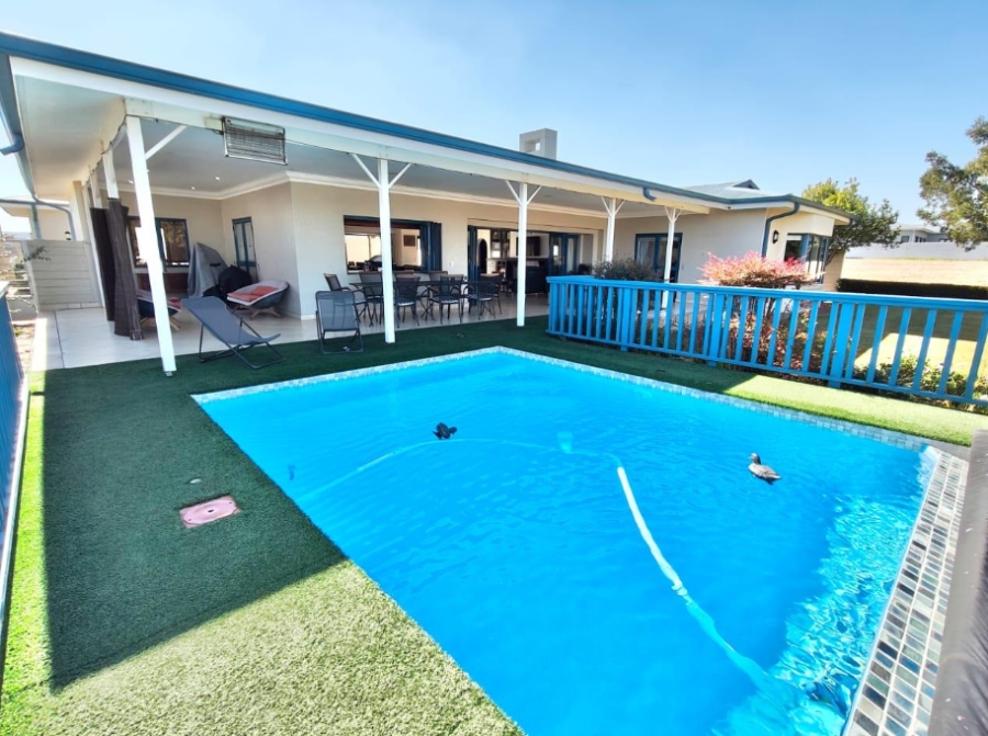 4 Bedroom Property for Sale in Vaal Marina Gauteng