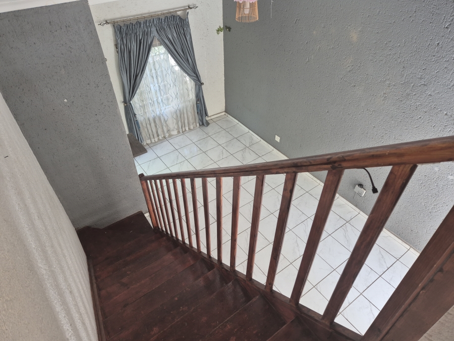 2 Bedroom Property for Sale in Bassonia Rock Gauteng