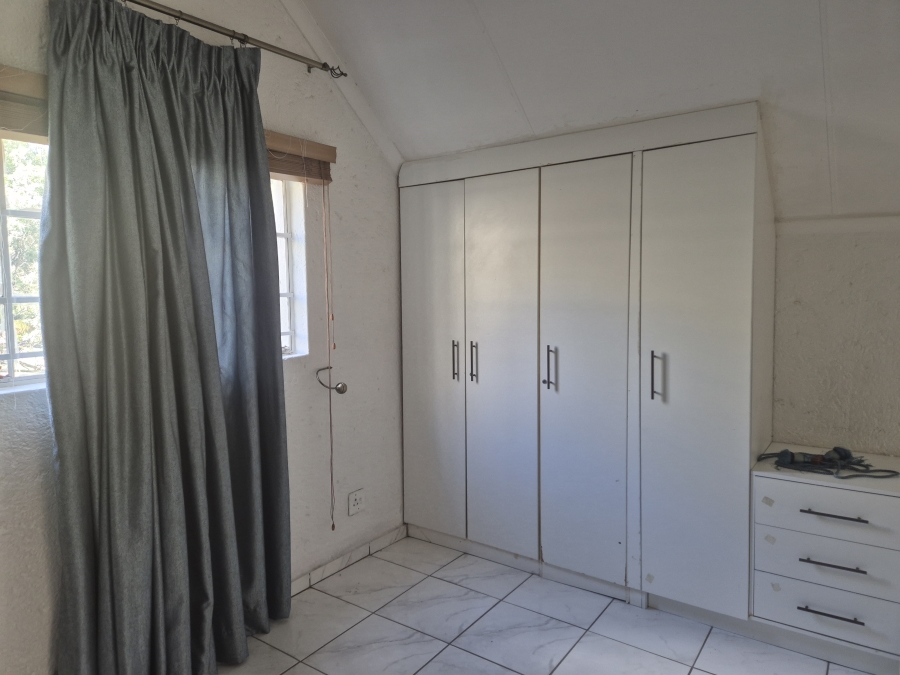 2 Bedroom Property for Sale in Bassonia Rock Gauteng