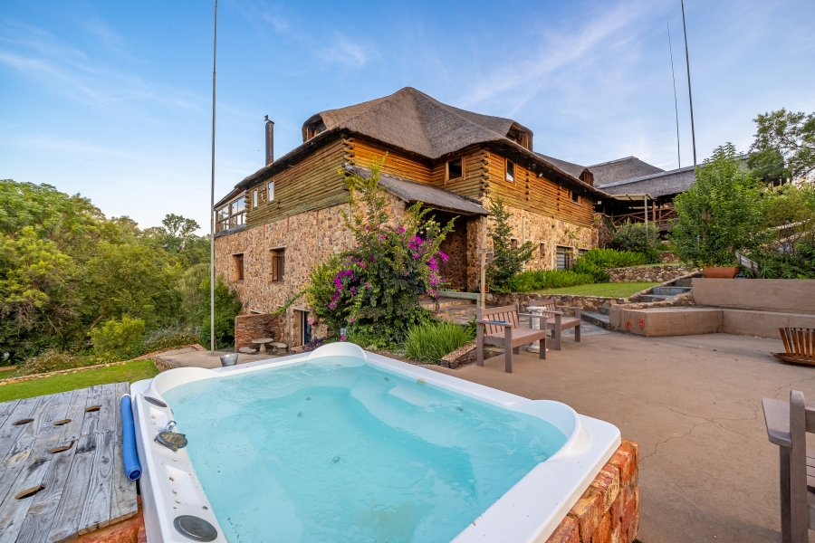 15 Bedroom Property for Sale in Lanseria Gauteng