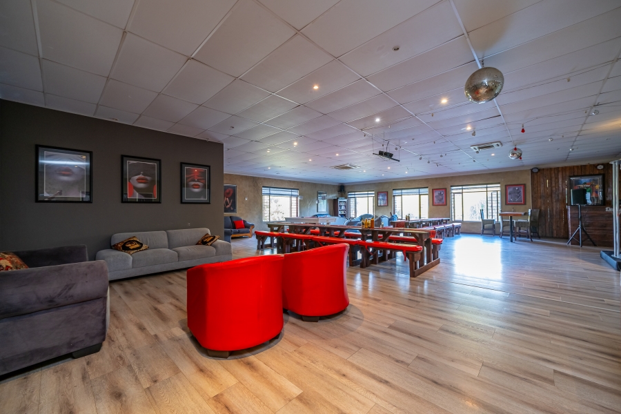 15 Bedroom Property for Sale in Lanseria Gauteng